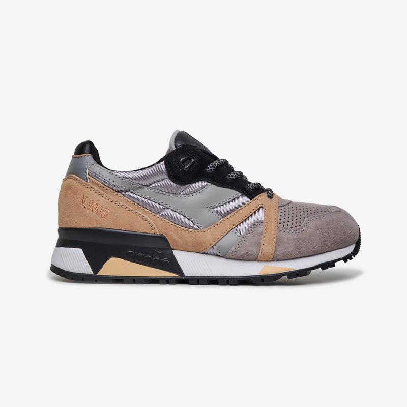 diadora v9000