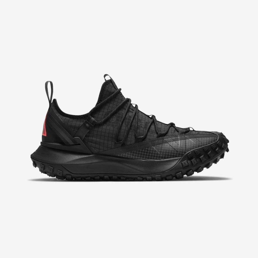 nike acg mountain fly low waterproof