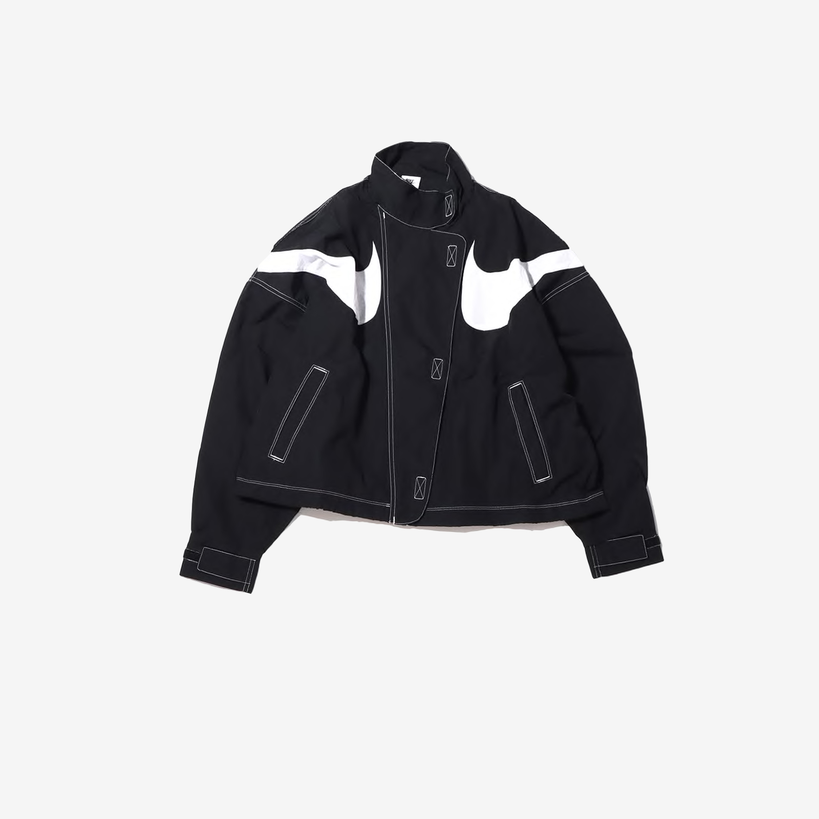 NIKE SWOOSH WOVEN GX JACKET - 24 Kilates Bangkok NIKE SWOOSH WOVEN GX JACKET - 24 Kilates Bangkok